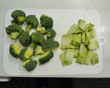 具材あふれるブロッコリーサラダ作り方2写真