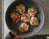 ちぎって丸めて焼くだけ♡豚と大葉のつくね作り方4写真