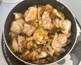 鶏とキノコのソテー♪ひらひらごぼうのせ作り方5写真
