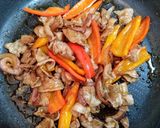 簡単暑い日の夕飯パプリカ豚肉黒酢野菜炒め作り方7写真
