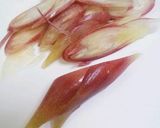 みょうがと卵のお味噌汁作り方1写真