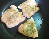 若鶏むね肉の香草ガーリック焼き作り方5写真