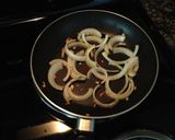 牛ステーキ用☆赤ワインソース作り方3写真