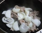豚バラと玉葱のバター醤油炒め☆作り方2写真