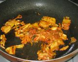 豚肉とじゃがいものキムチ炒め作り方1写真