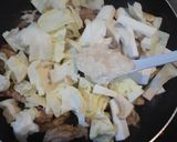 簡単!鶏の野菜塩麹炒め作り方3写真