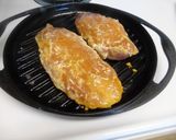 醤油麹鶏もも肉with葱生姜セサミソース作り方4写真