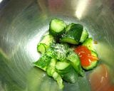胡瓜の梅ニンニク風味胡麻和え作り方4写真