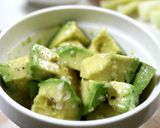3分おつまみ。アボカドの塩麹・醤油麹あえ作り方3写真