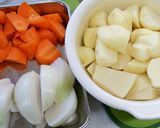 メープルシロップ入り肉じゃが作り方1写真