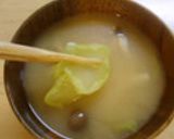 ブロッコリーの茎とベーコンのお味噌汁作り方8写真