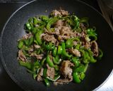 ごはんが進む♪母の味☆ピーマン肉炒め☆作り方4写真