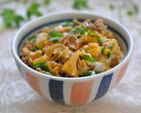 焼肉のたれで簡単☆ガッツリ♪豚・玉・丼♫作り方6写真