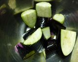 鶏肉と野菜の焙煎にんにく炒め煮作り方1写真