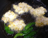 とうもろこしとむき海老のかき揚げ作り方5写真