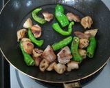 鶏ももとレンコンのにんにくめんつゆ炒め☆作り方3写真