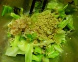 キャベツの塩麹・塩昆布　梅おかか胡麻和え作り方5写真