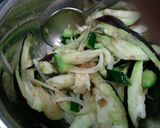 夏はさっぱり！酸っぱい☆水茄子サラダ作り方15写真