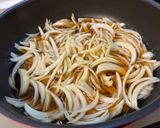 だしを効かせた玉ねぎたっぷり牛丼。作り方2写真