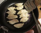 焼き餃子!!!(もっちもち!!!)作り方7写真