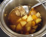 ボリュームアップ☆肉じゃがリメイク丼作り方1写真