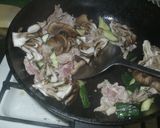きゅうり・まいたけ・豚肉の梅肉炒め作り方4写真
