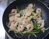 不器用チリインオイル（豆板醤）の海老炒め作り方2写真
