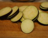 夏の保存食✿ナスとズッキーニのツナオイル作り方1写真