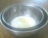 タッパーで冷やすホワイトチョコアイス作り方3写真