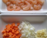 簡単!お手軽!炊飯器だけでエビピラフ☆作り方1写真