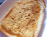 新玉葱のカレー・マヨ・焼肉のたれトースト作り方2写真