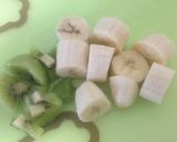 ダイエットに最適！バナナキウイジュース作り方2写真