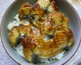 大根おろしと温泉卵を乗せたうなぎ丼作り方4写真