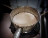 自家製チーズを牛乳と生クリームと米酢で！作り方1写真