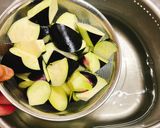 簡単調理⭐︎レンチン茄子の薬味まみれ🍆作り方5写真