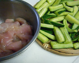 鶏肉と干したきゅうりの炒め物作り方1写真