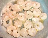 作り置きにも◎ピリ辛エビチリ🍤作り方3写真