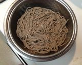 エノキでかさ増し　ボンゴレ蕎麦作り方2写真