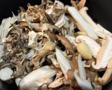 きのこたっぷり!簡単!鳥もも肉のオイル煮作り方1写真