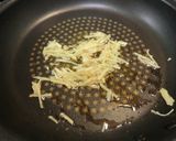 塩麹で下味★ゴーヤとツナの梅生姜炒め作り方2写真