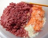 ご馳走♪トマト＆チーズのせハンバーグ作り方1写真