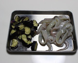 蒸しなすとイカのバター醤油炒め作り方1写真