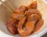 三元豚肩ロース肉の生姜焼き風。作り方4写真