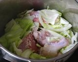 激ウマ!!鶏とキャベツの塩麹煮作り方1写真
