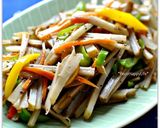 食感＆彩り楽しい野菜５種のペパーきんぴら作り方4写真