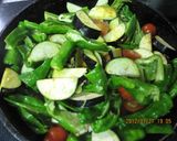 夏野菜の簡単スパイシー炒め物作り方4写真
