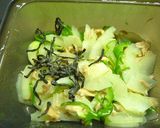 黒ウリとツナの塩昆布胡麻酢和え作り方6写真