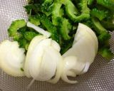 沖縄風味満載☆豚ミミでゴーヤチャンプルー作り方3写真