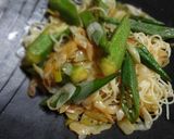 梅醤油麹deオクラと葱のエスニック炒め作り方3写真