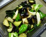 茄子とピーマンとわかめの炒め煮風作り方6写真